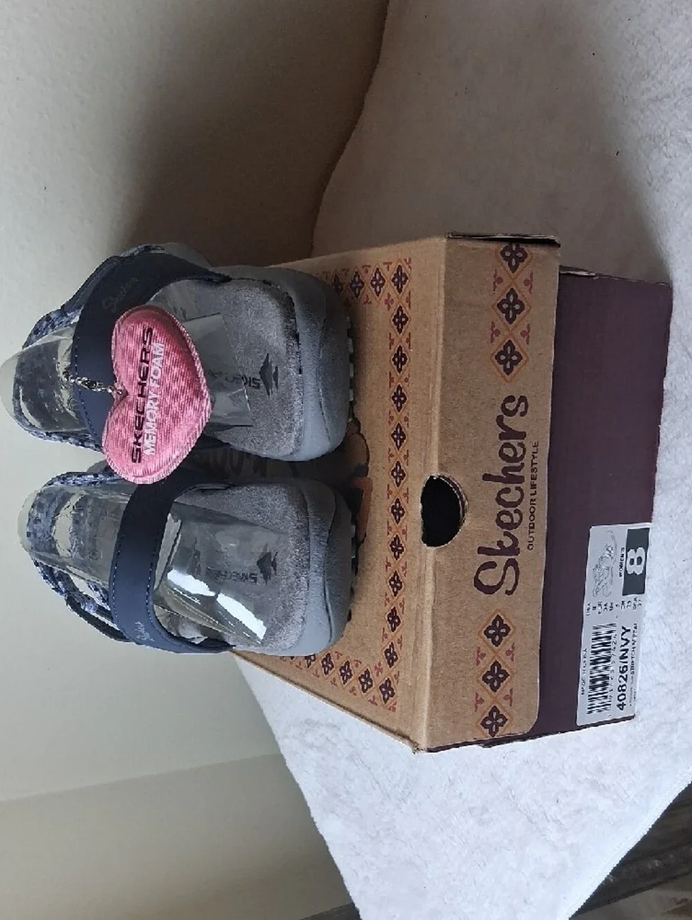 Skechers lightweight sandals